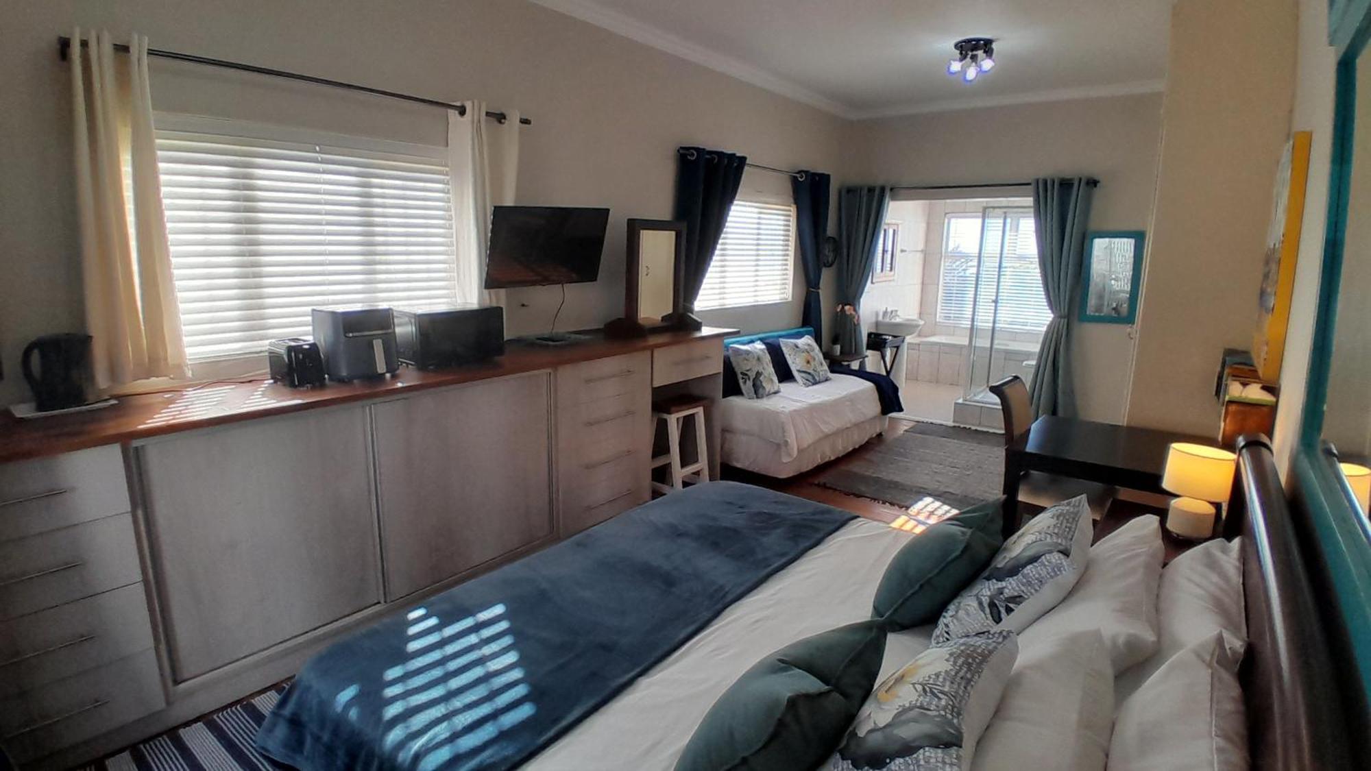 View From The Hill Apartment Mossel Bay Bagian luar foto