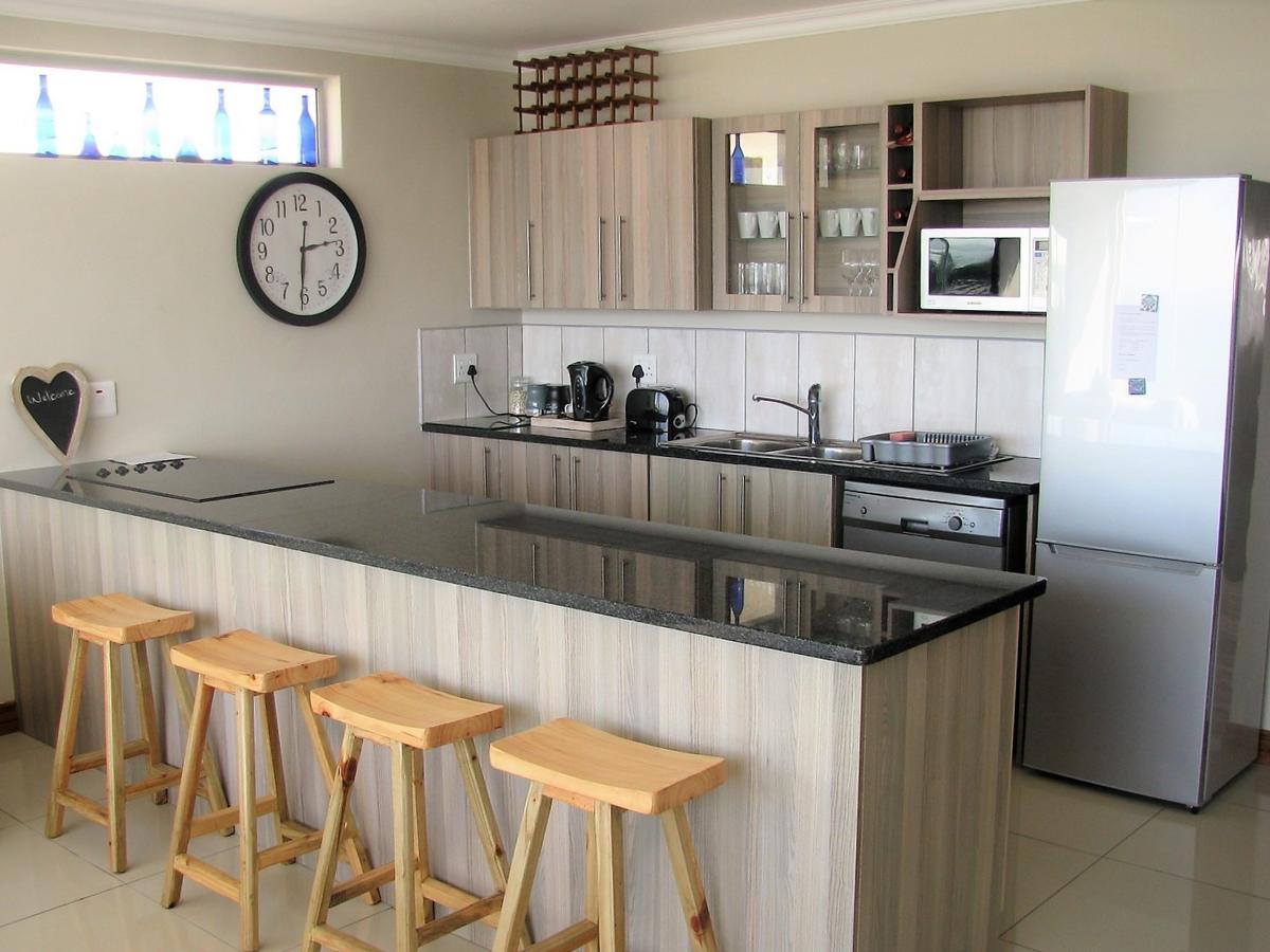 View From The Hill Apartment Mossel Bay Bagian luar foto