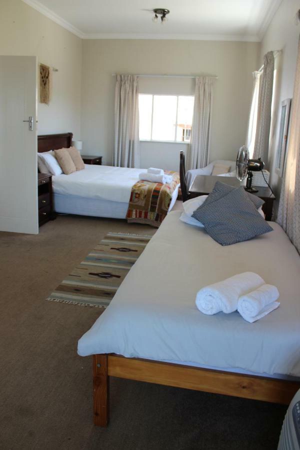 View From The Hill Apartment Mossel Bay Bagian luar foto